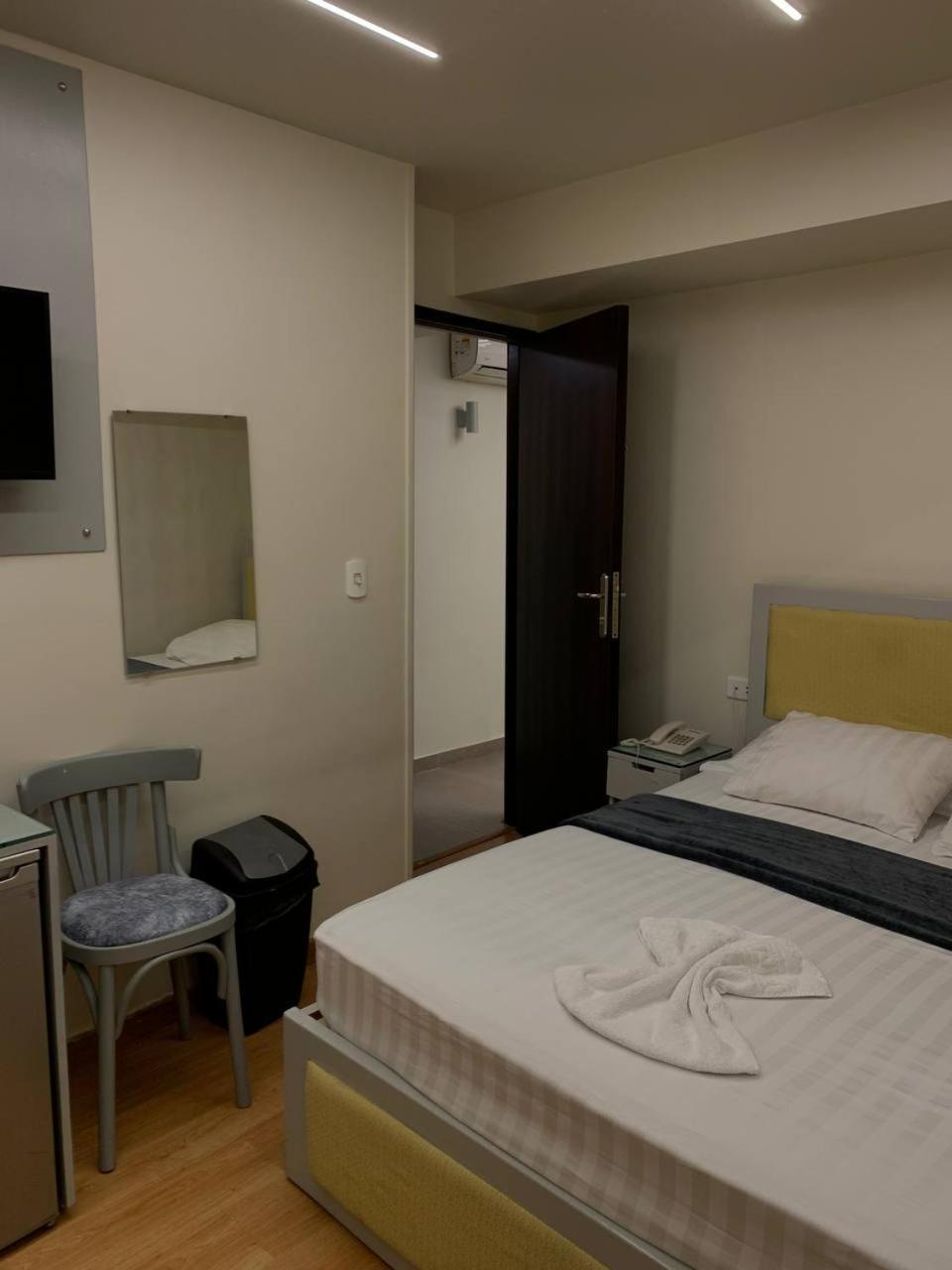 Ambiance Inn Hotel Downtown Kairo Bagian luar foto